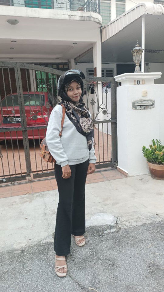 Nur Athiqah profile icon