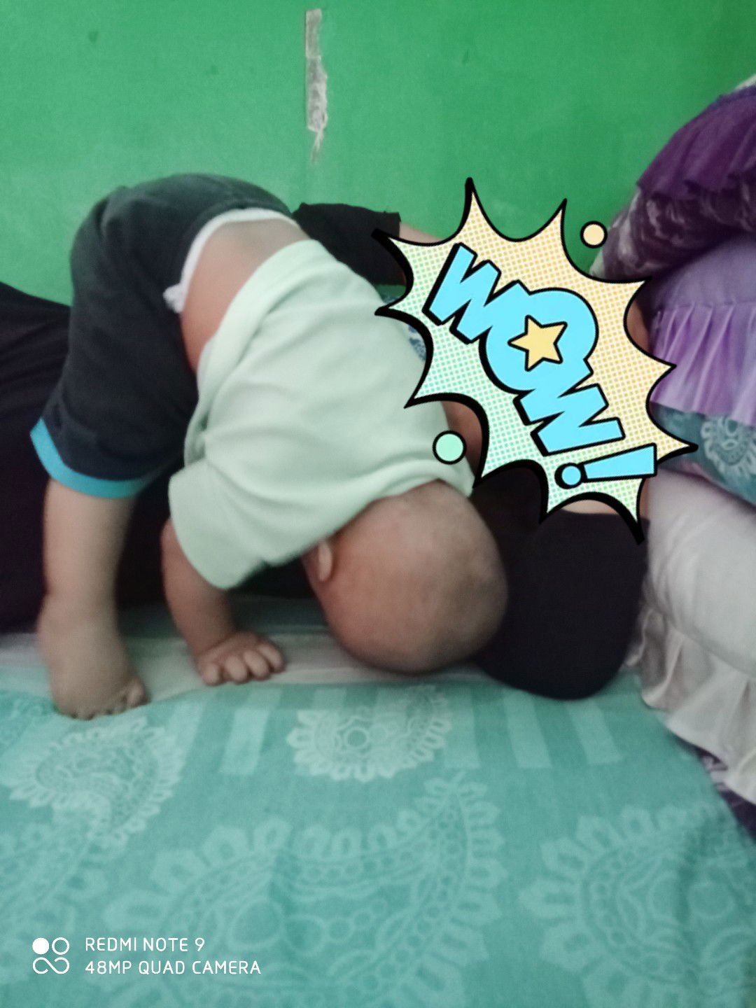 kadang wajah emaknya di dudukin