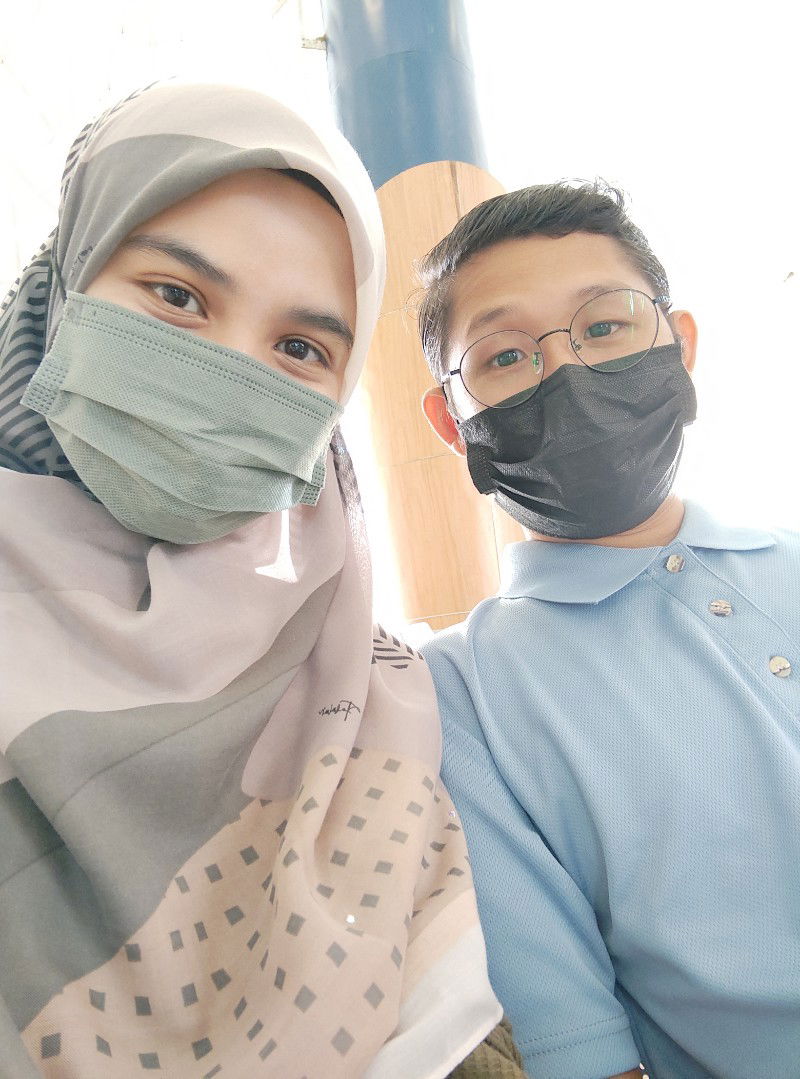 Nurul Izzati profile icon