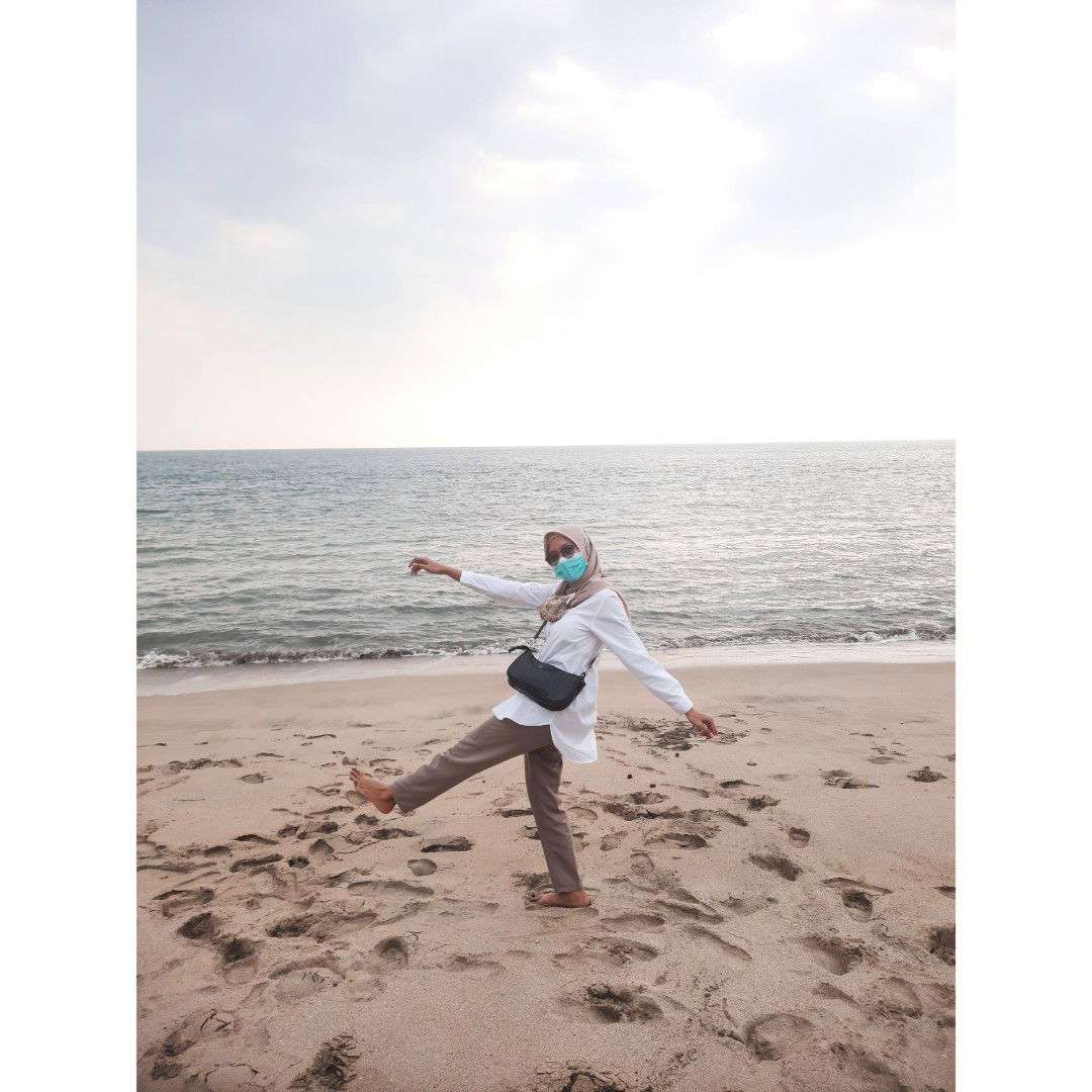 Dessy Fitriani profile icon