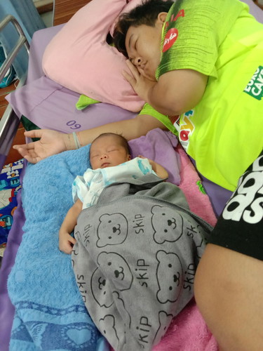 แตกแล้วจ้าคลอดวันที่17กันยายนจ้า