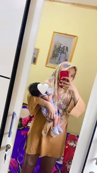 Siti Komariah profile icon