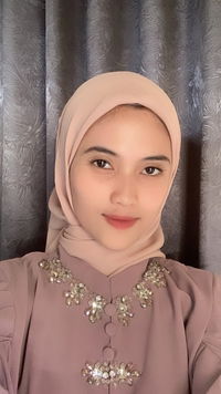 Anis Yuliana profile icon