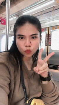 nadia linsky profile icon