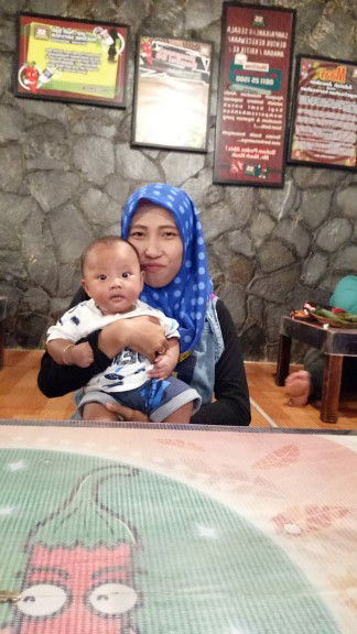 Ayu AyuniAyunda profile icon