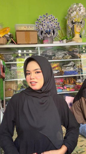 Asriati Marihi profile icon