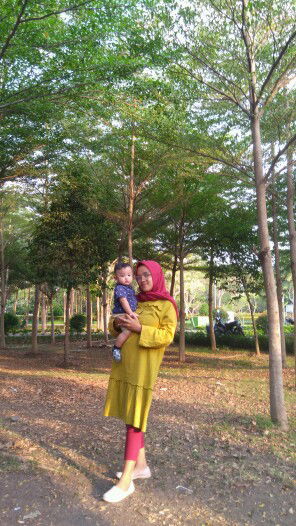 mommy dhefin profile icon