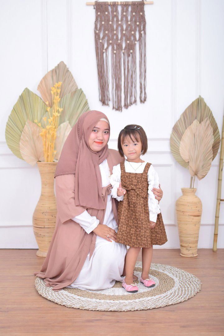 Fitri sholekha profile icon