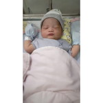 Intan Azizah profile icon