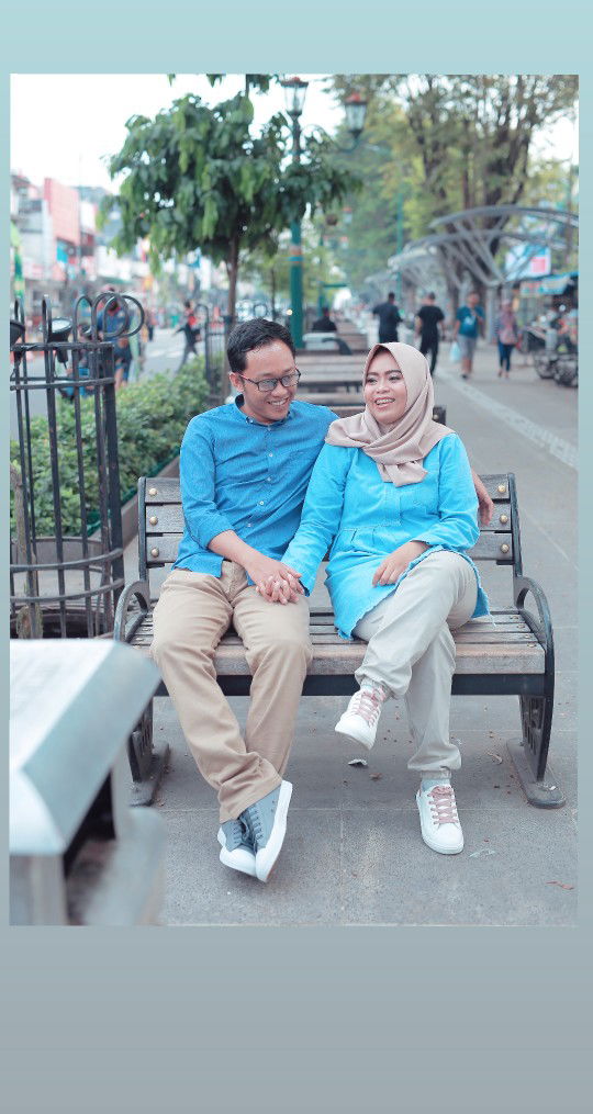 Aussy Nurbani Dihar profile icon