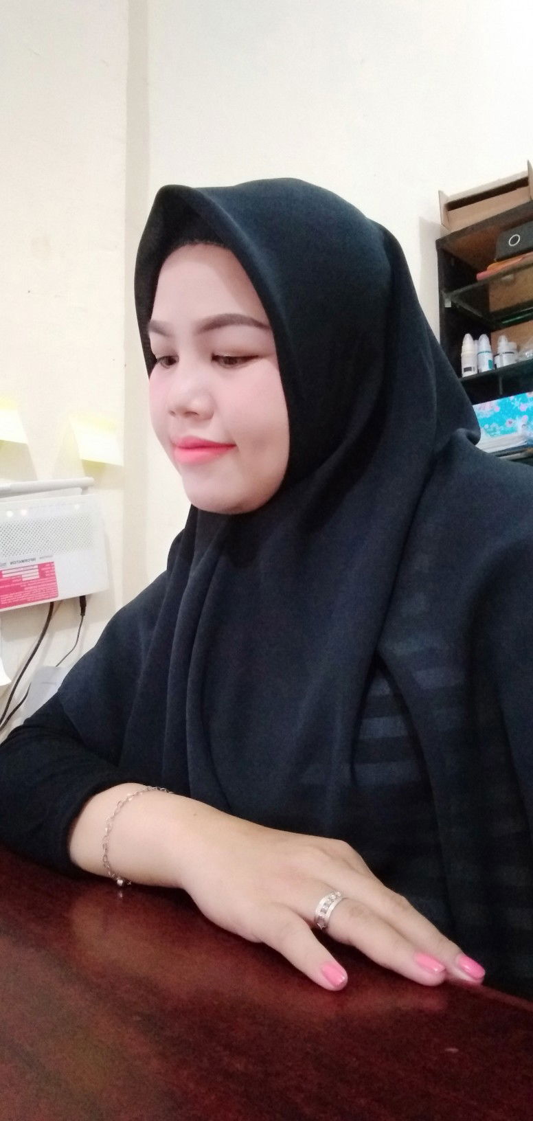 Raniie Zainal profile icon