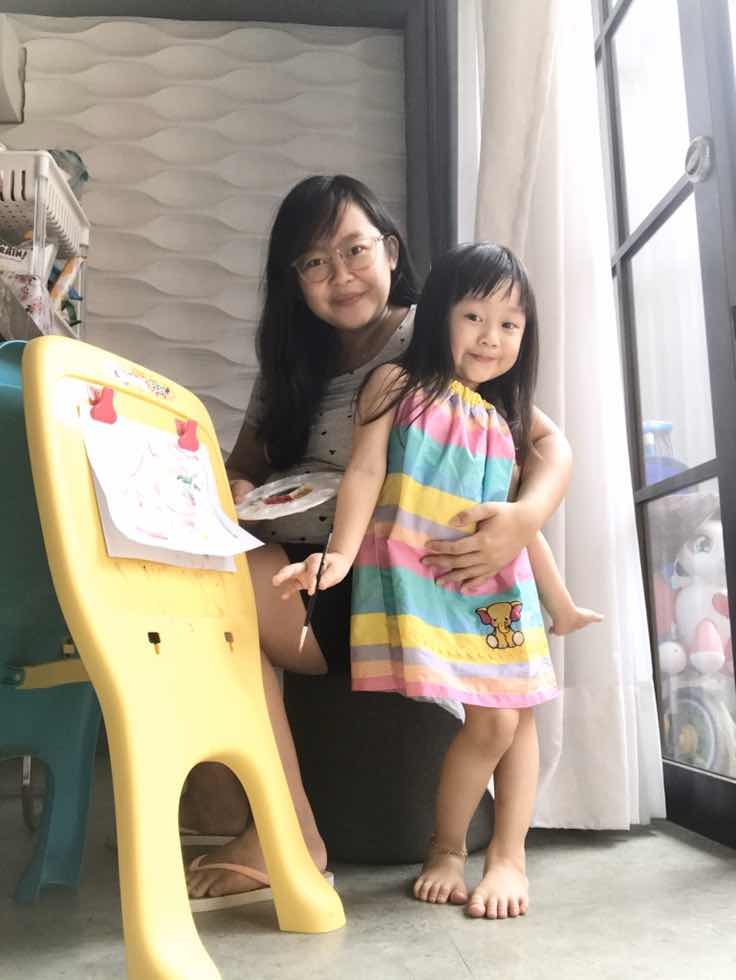 Serunya Melukis Bersama si Kecil