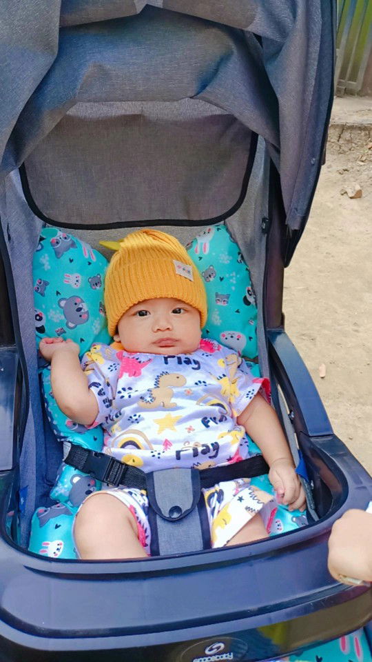 Euis Sri profile icon