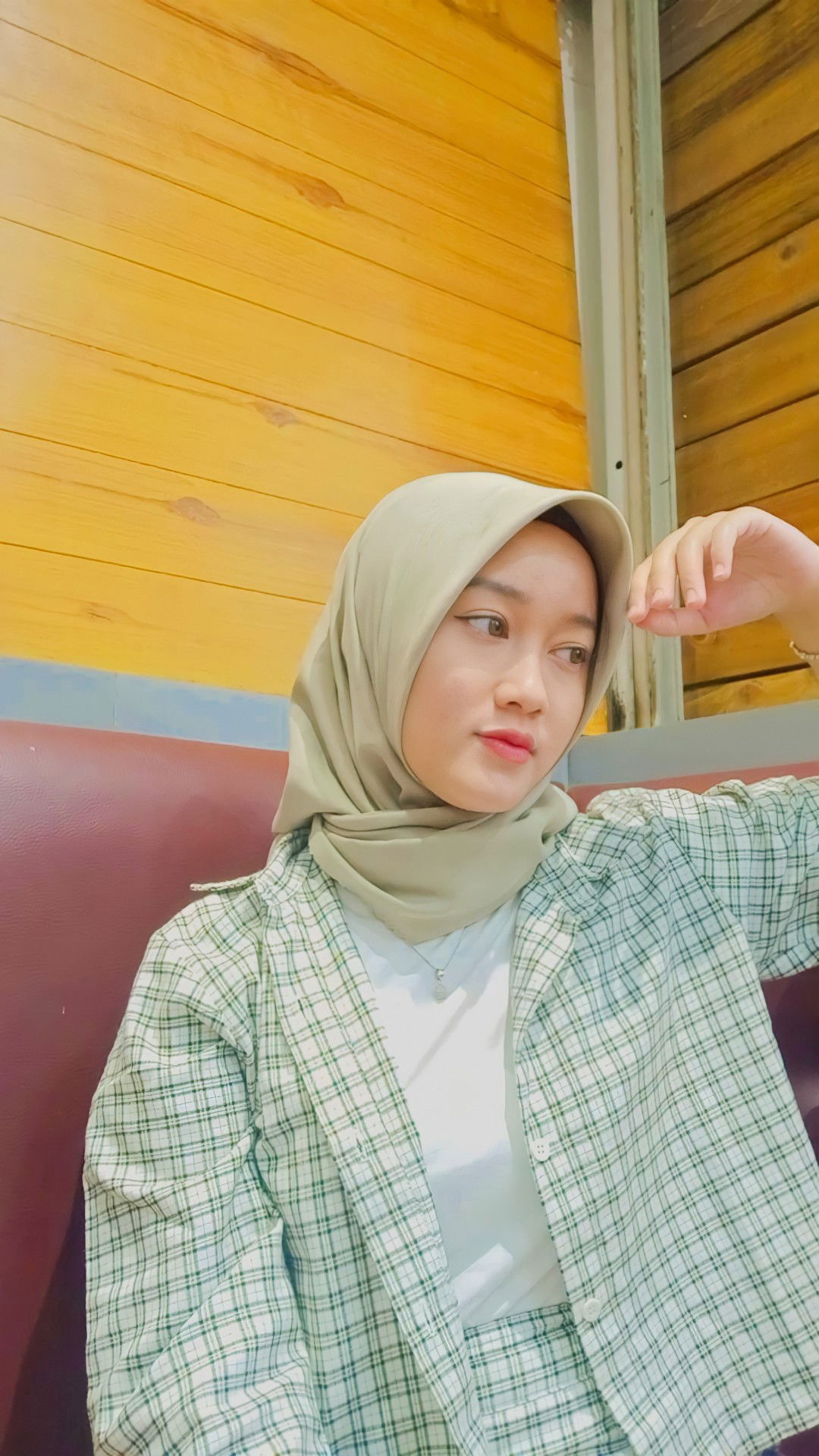 Dinda Fadilla profile icon