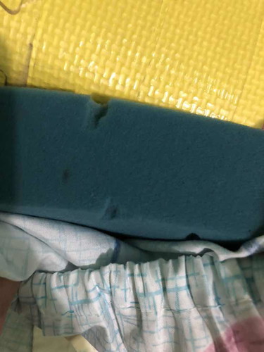 Hi mummies! Help!! Nakakain po si baby (18 month old) ng mattress foam? What are we gonna do? Thanks for the reply..