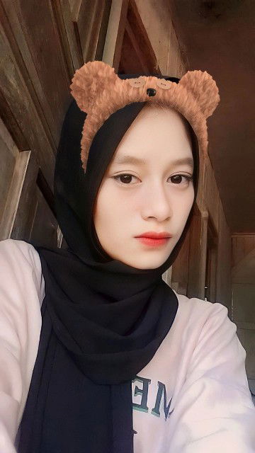 Ria andriani profile icon