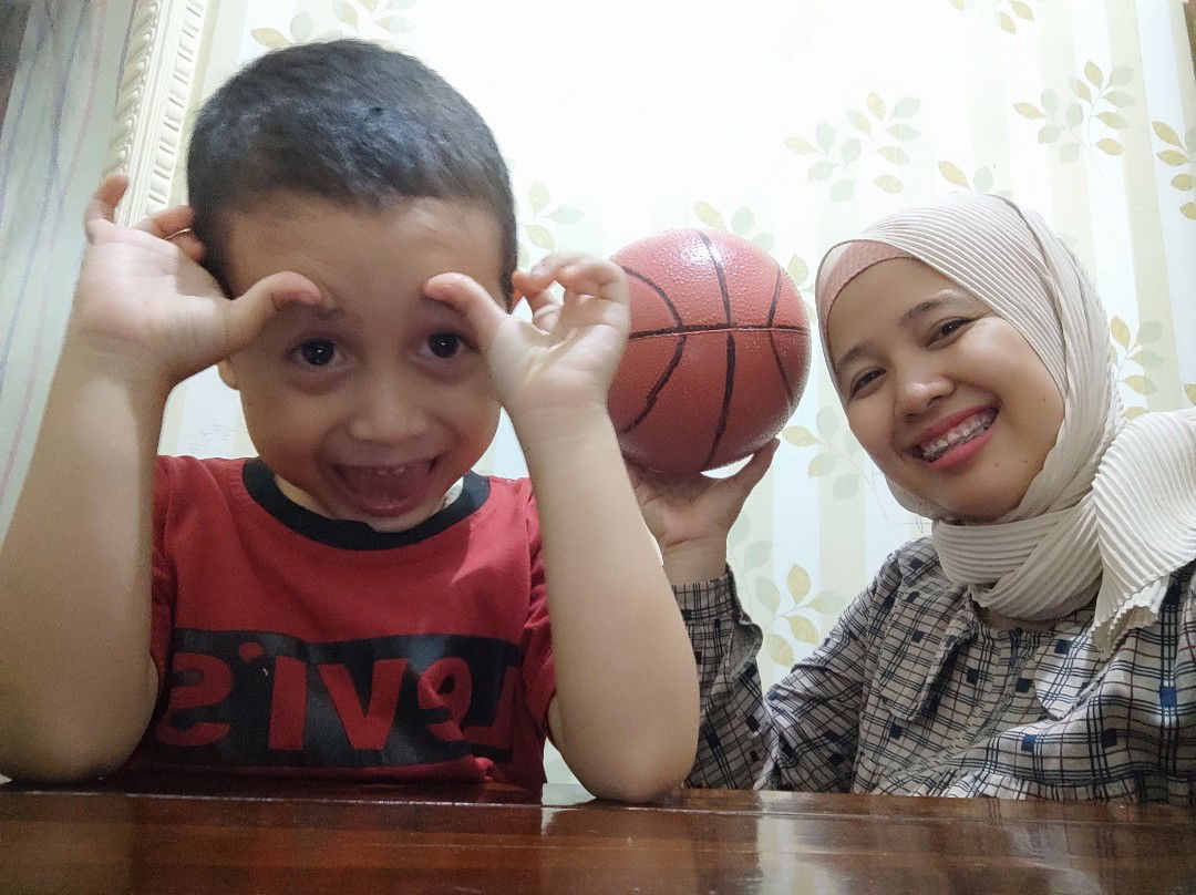 Eka Novi Andriani profile icon