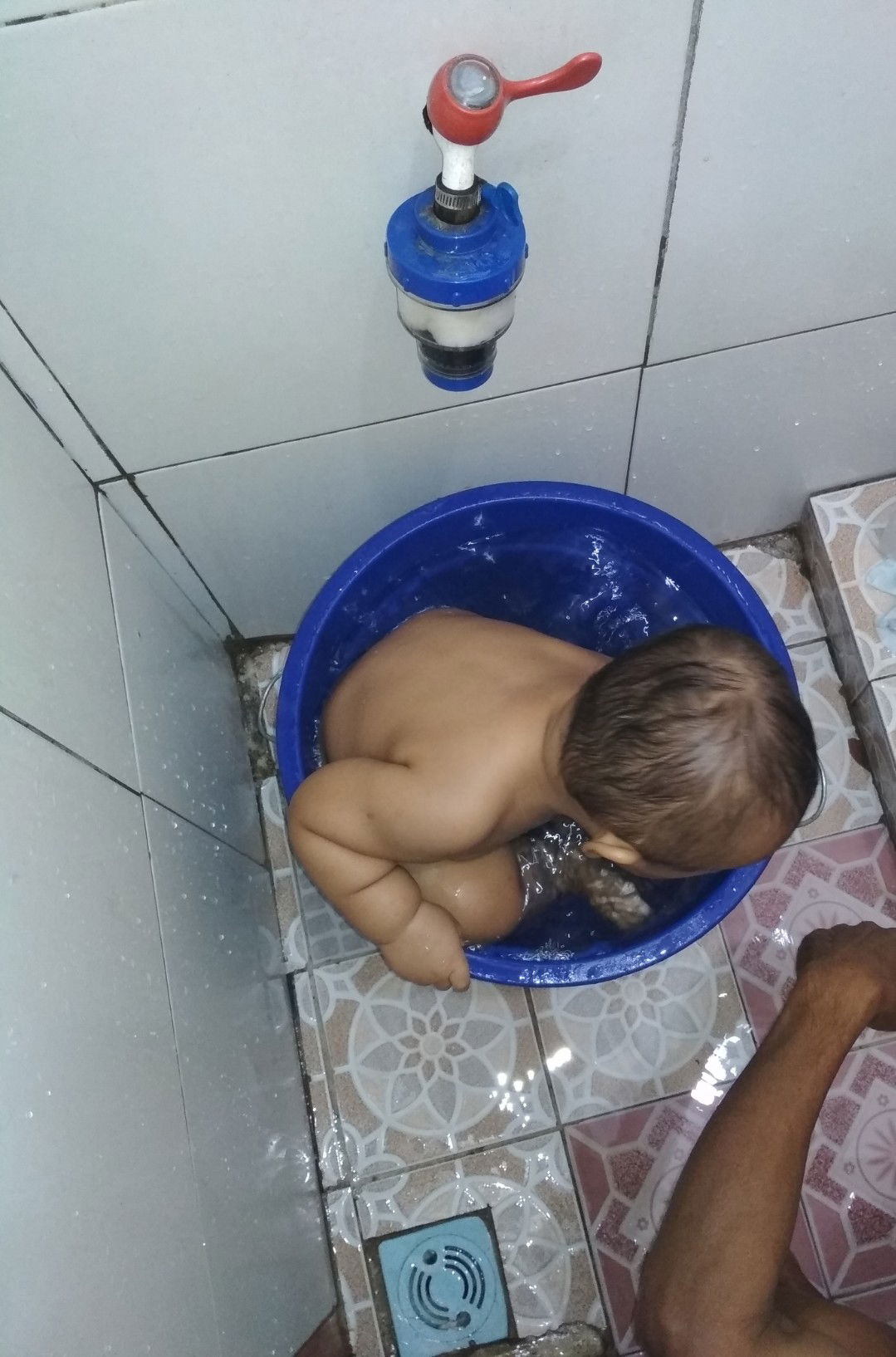 Suka banget main air