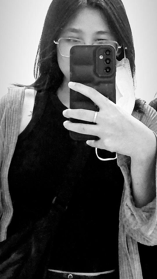 Dina Sekara profile icon