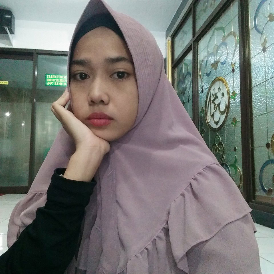 Sarah Elmalia profile icon