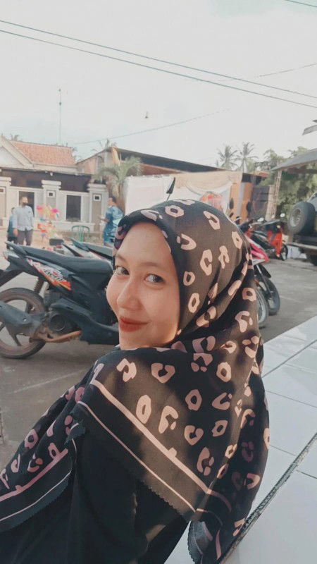 Anom Riska nw profile icon