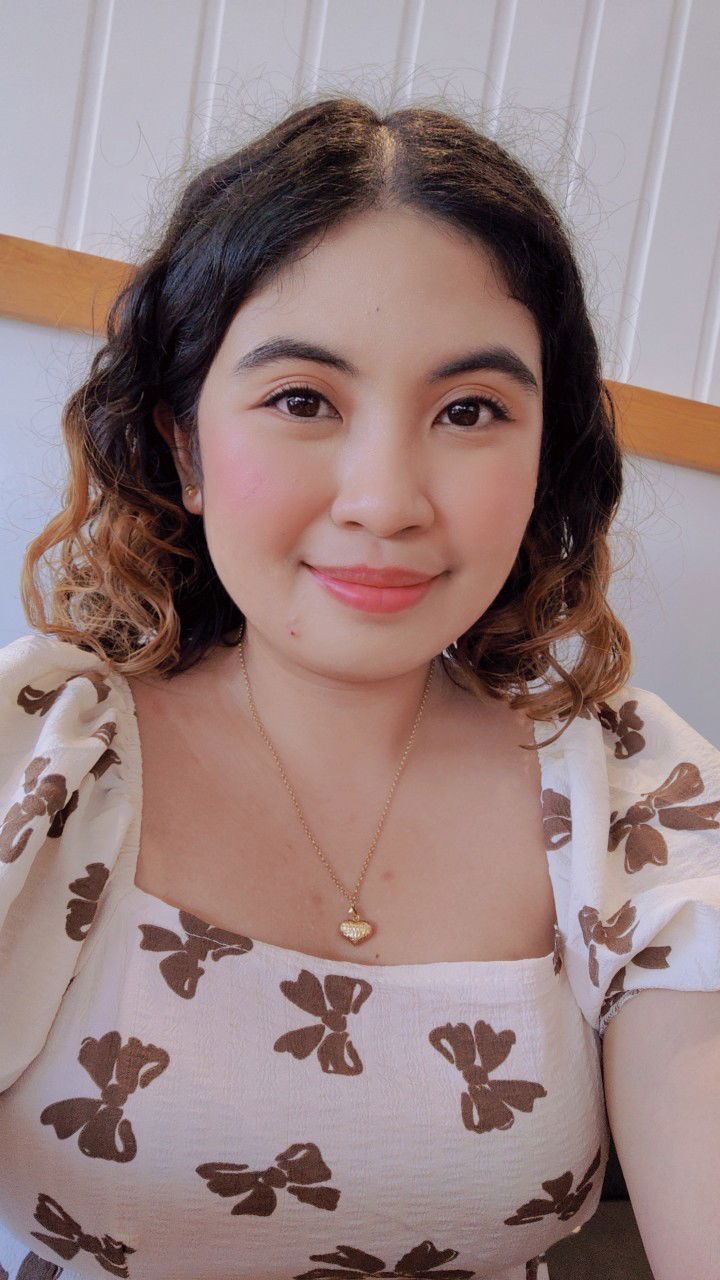 Karen Escosura profile icon