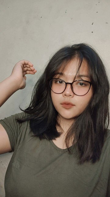 tri yani profile icon