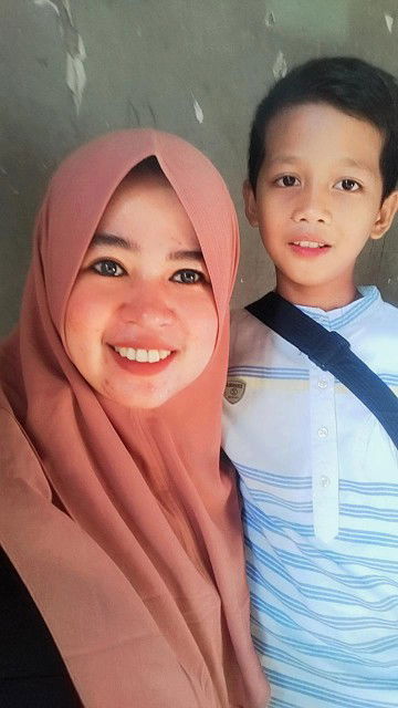 Julie Anna profile icon