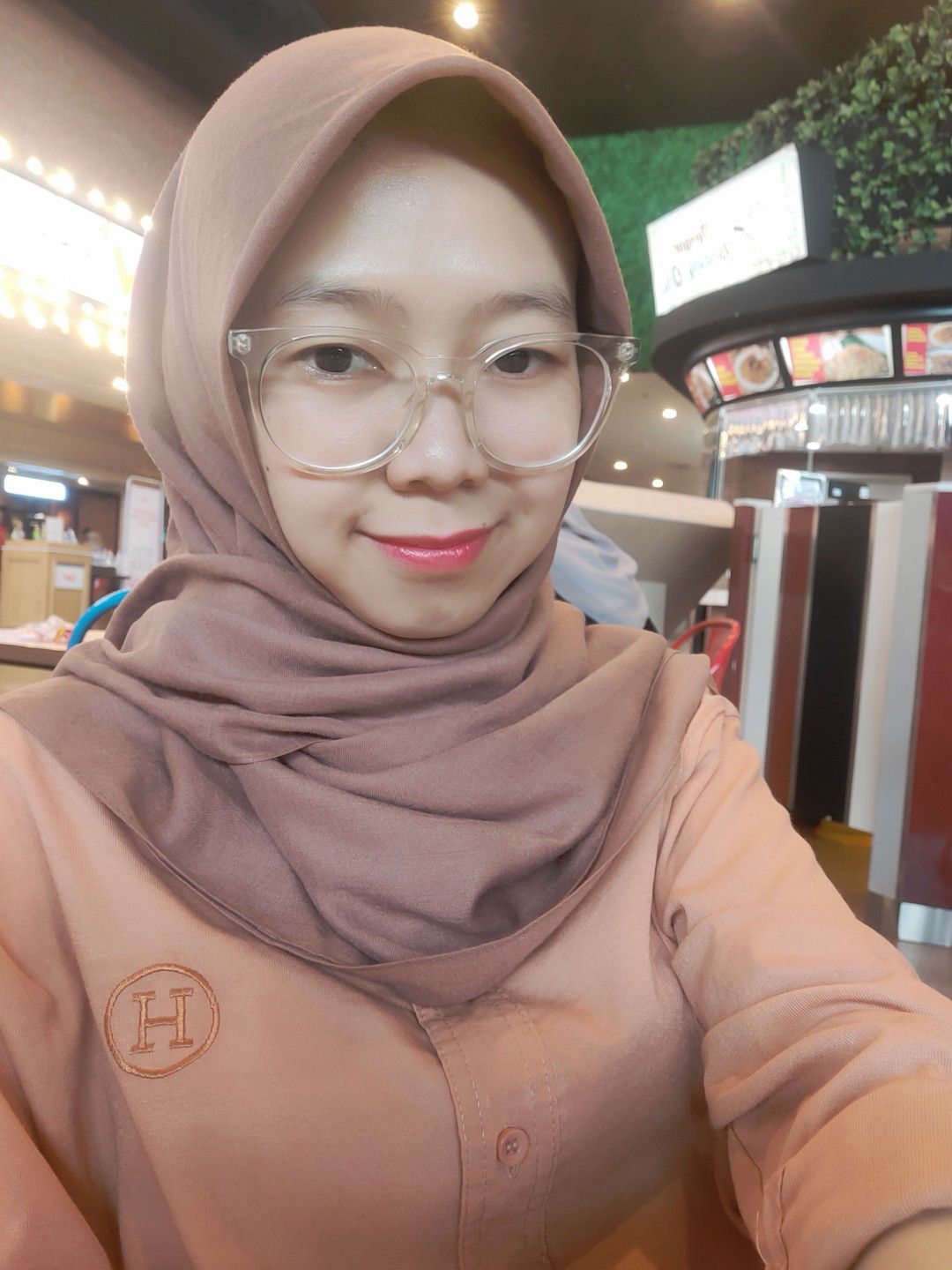 Riyana Vini Alvionita profile icon