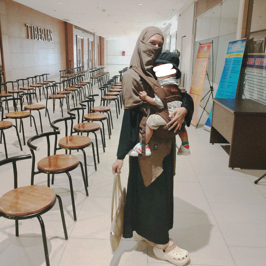 Diah Sri Lestari profile icon