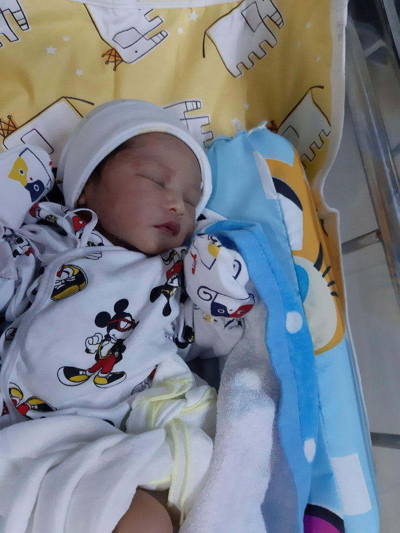 คลอดแล้วจ้า 38 wพอดี