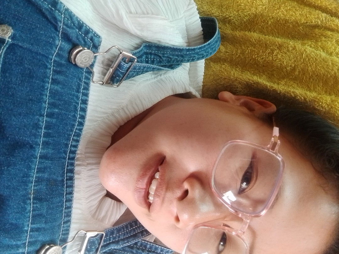 แตน สุรีพร profile icon