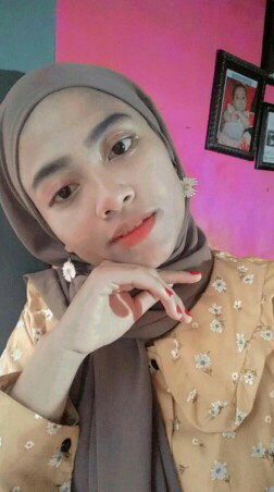 Emalia Missa Putri profile icon