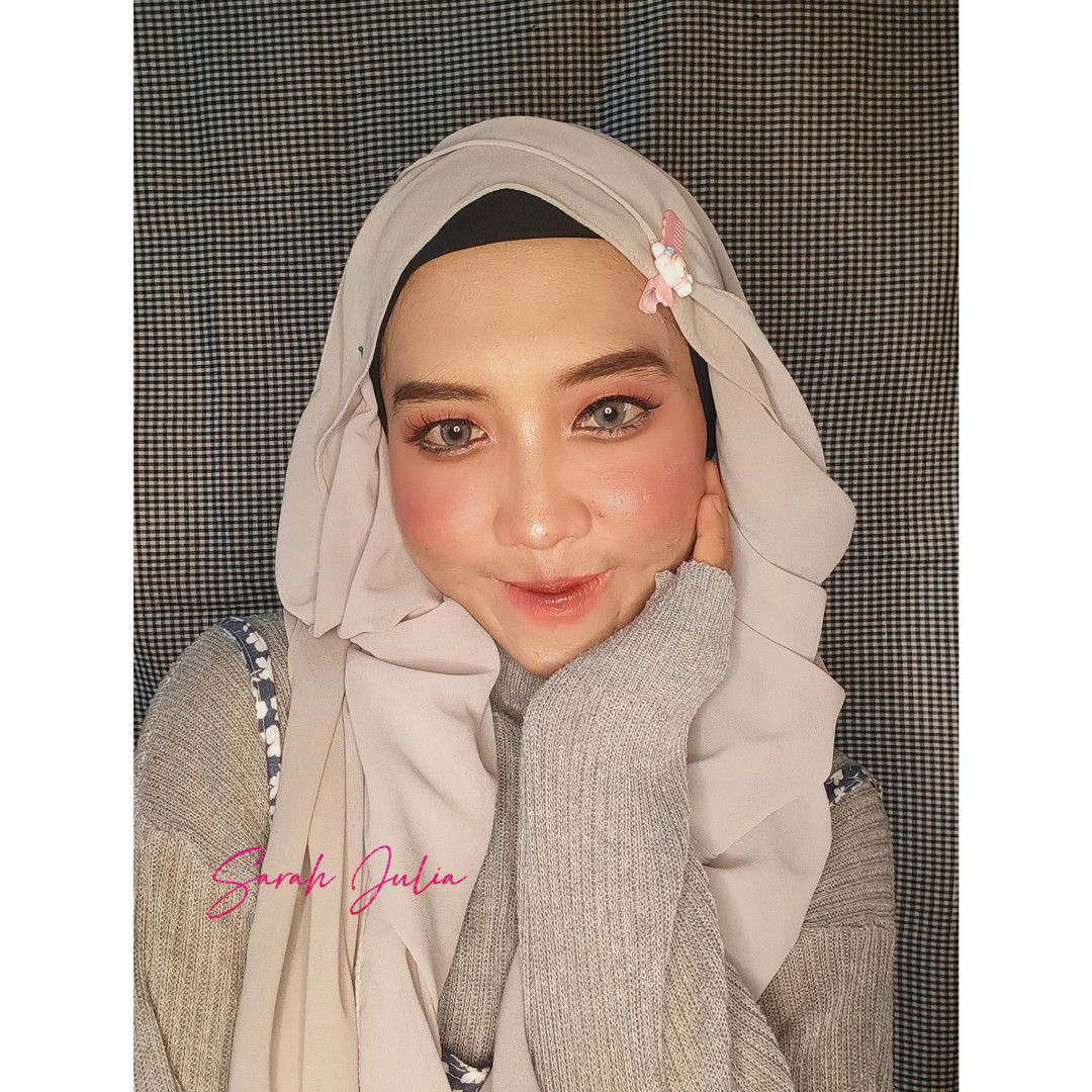 Sarah Juliani profile icon