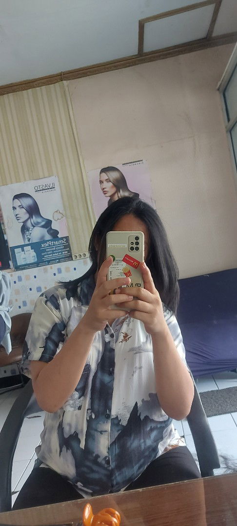 Dessy Eka profile icon