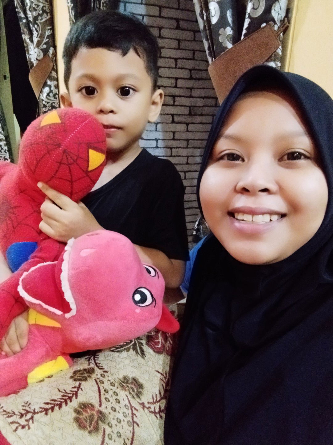 faharihasha nadiela profile icon