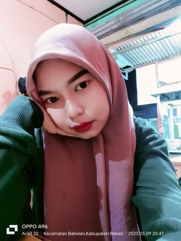 Umi Sulistiyawati profile icon