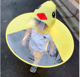 เริ่มเข้าหน้าฝน มีเสื้อกันฝนหรือยังจ๊ะ