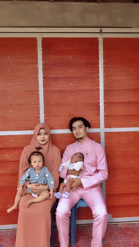 Luksika Niyomwong profile icon