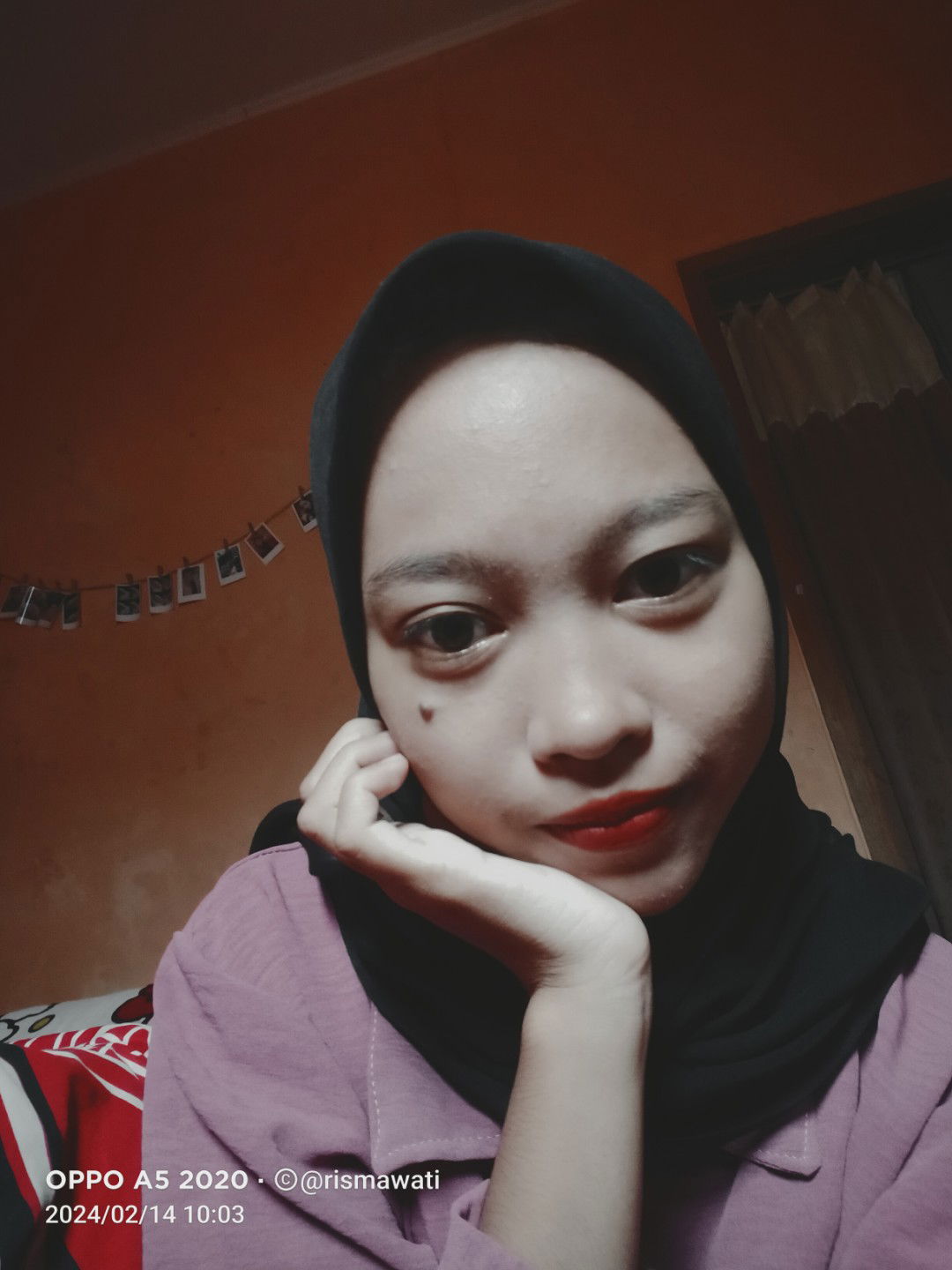 Risma Wati profile icon