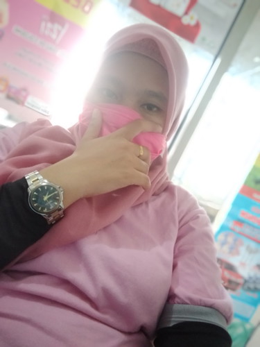 mimisan , pilek, batuk berdahak