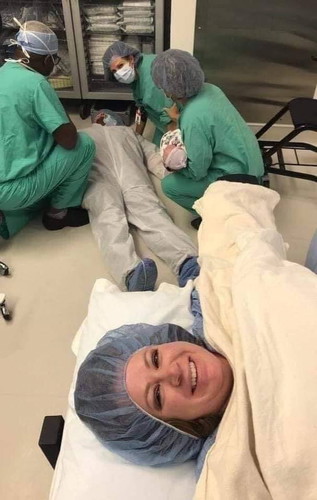 หนึ่งในสาเหตุที่โรงพยาบาลไม่ค่อยอนุญาตให้คุณพ่อเข้าห้องคลอดค่ะ