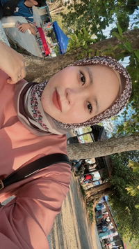 Nur Zalikha profile icon