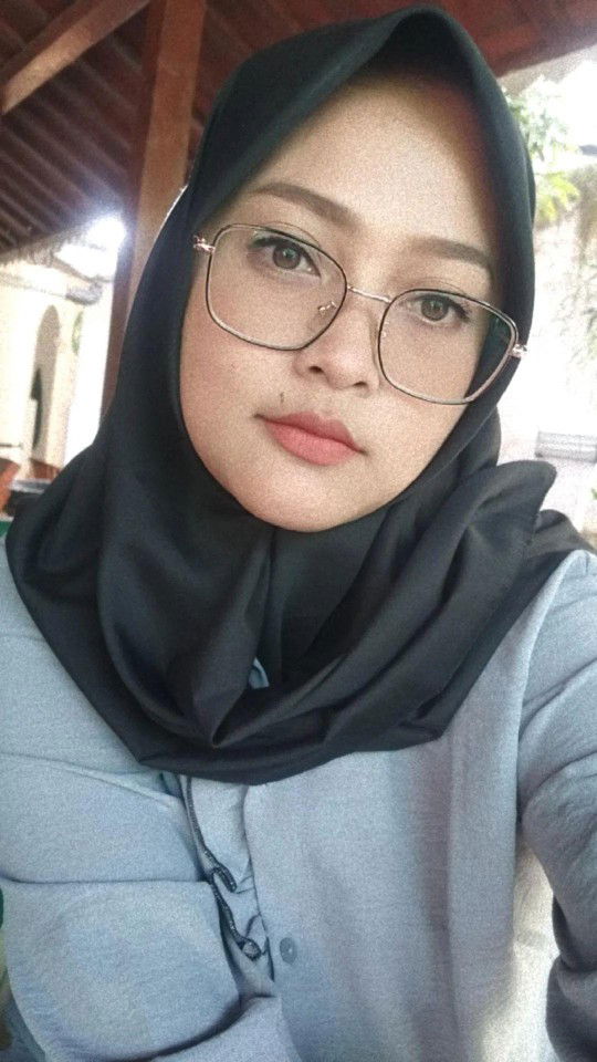 Nina Rizqi Kurniawati profile icon