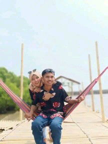 rizki yunia profile icon