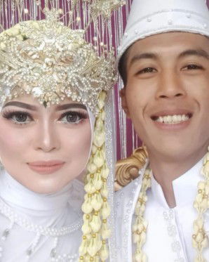 Dewi Siti Nurjanah profile icon