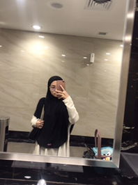 wahyu nurhaining profile icon