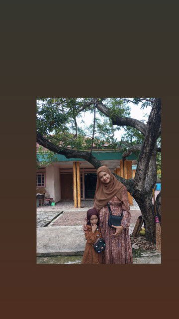 Oktavia pemudi pramudyo profile icon