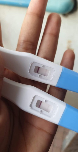 แบบนี้ท้องใช่ไหมคะ??    หลังจากตรวจได้2วันก็มีเลือดออกมา  หมายถึงอะไรคะ