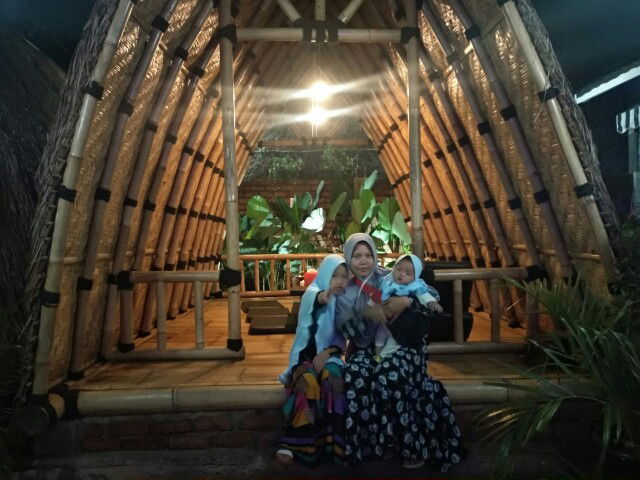 Nurhayati Nuy profile icon